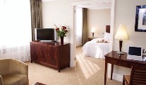  Burlington Hotel, The
