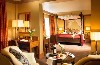 CastleCourt Hotel, The