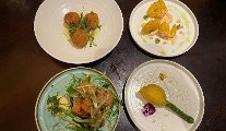 Restaurant Review - The Queens