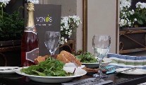 Vinos Restaurant & Cafe