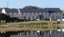 Caisleáin Óir Hotel