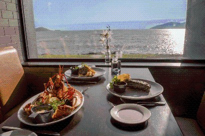 Dooley's Seafood & Steakhouse Restaurant